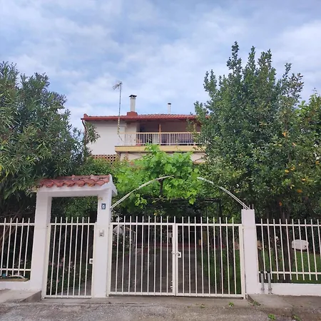 Apartment Sunset Terrace - Spacious In Nea Plagia